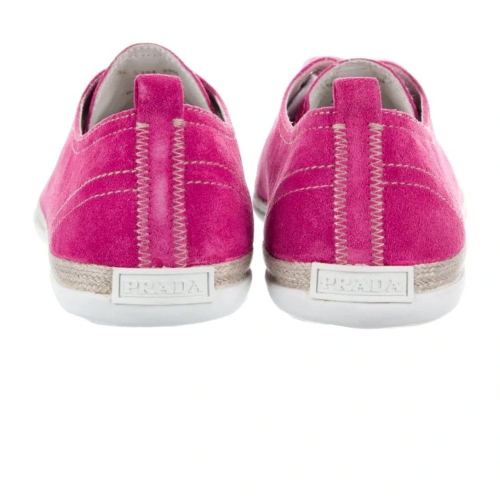 🩷Prada pink suede sneakers. Size 9.5🩷 - Picture 4 of 6